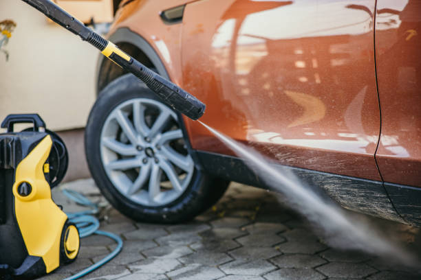 Professional Pressure Washing in Ishpeming, MI